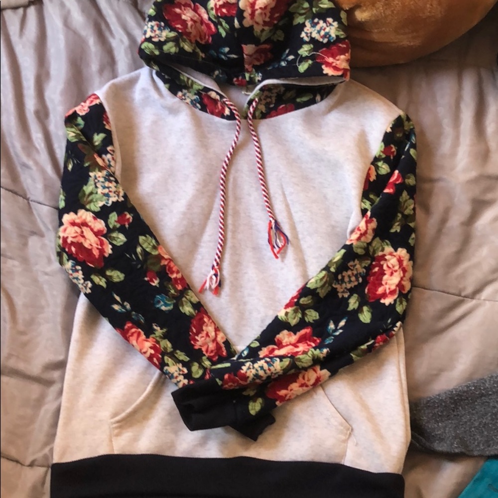 Women’s hoodie